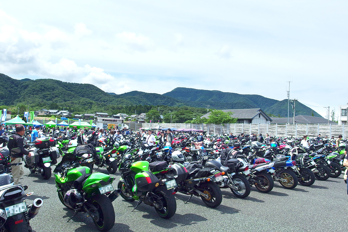 会場到着