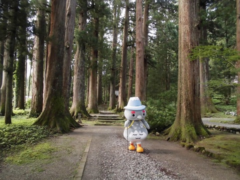 第1回 らいじぃ(立山町 観光宣伝隊長) 第1回 らいじぃ(立山町 観光宣伝隊長)